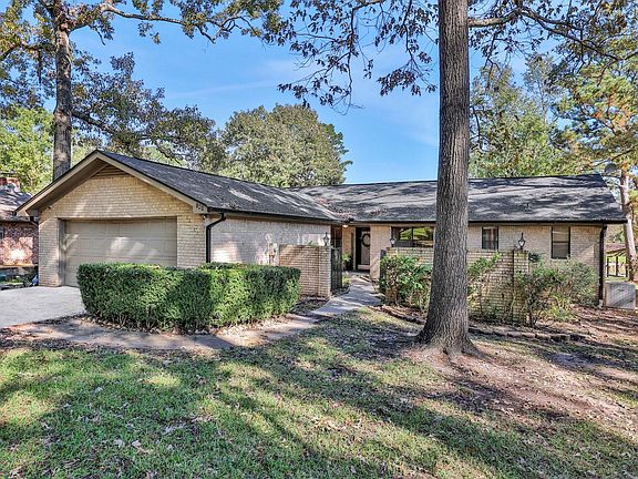 4th image of 148 S Oak Bluff St