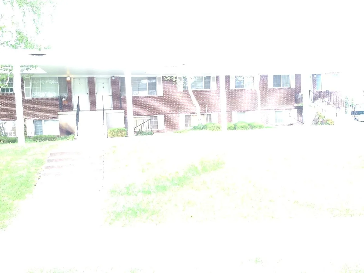 2 bed, 1085 sqft, $1,300 — Photo 1