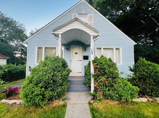 13 Saybrook Rd, Worcester, MA 01604