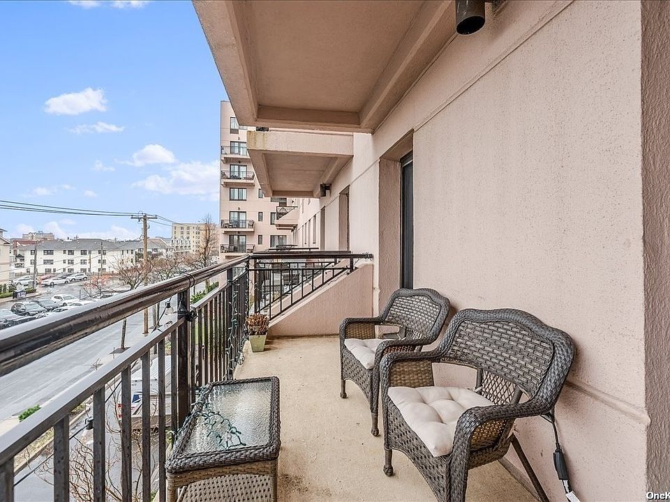 100 W Broadway APT 3X, Long Beach, NY 11561 Zillow