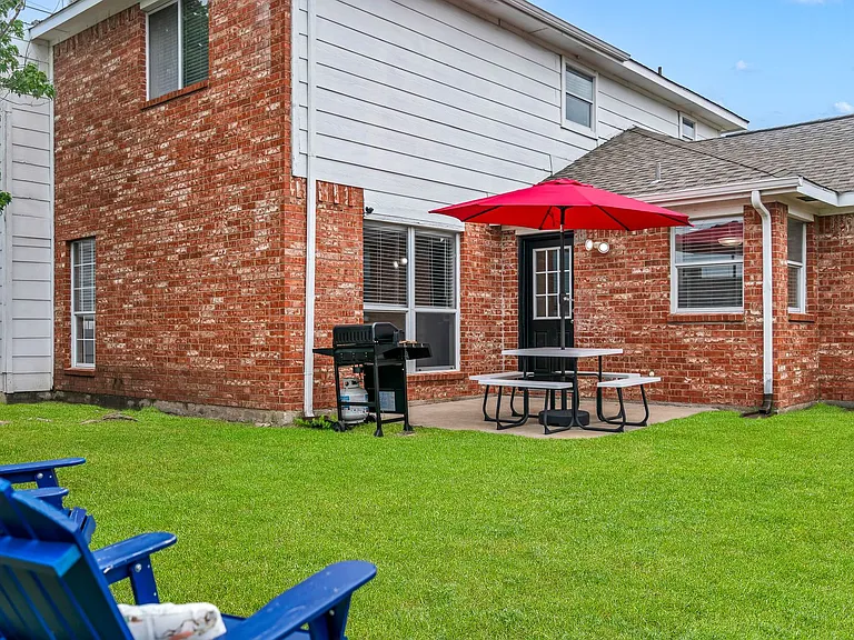 600 Ashcrest Ct — Photo 22
