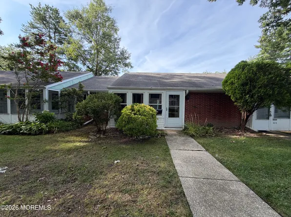 52C Cambridge Court, Lakewood, NJ 08701