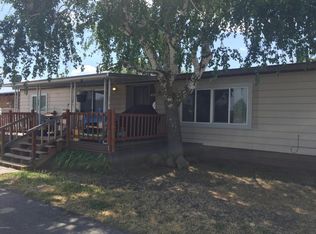 13120 Barrett Rd, Yakima, WA 98908