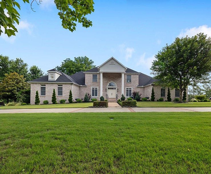 1st image of 6272 Wells Cir