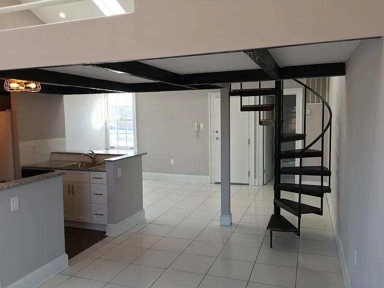2308 Lombard Street — Photo 18