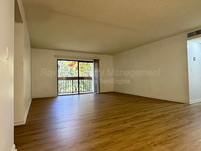 8660 SW 149th Ave #215 — Photo 2