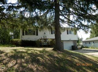 410 S Lindsey St, Dodgeville, WI
