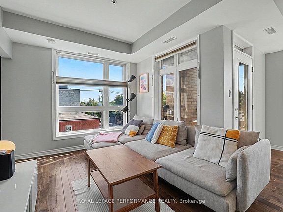 4th image of 429 Kent St #417