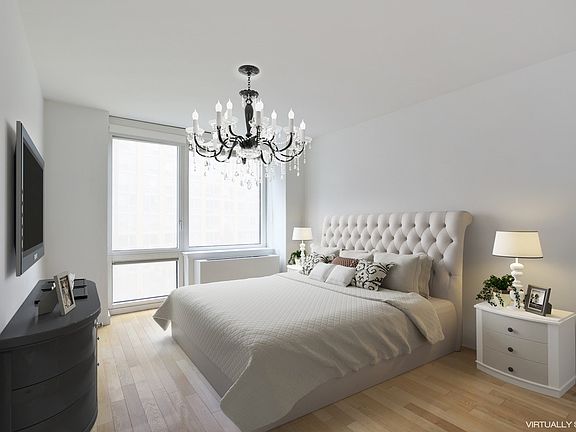 5th image of 415 Main St APT 4C