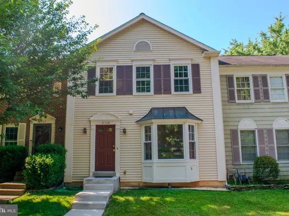 5739 Oakshore Ct, Burke, VA 22015