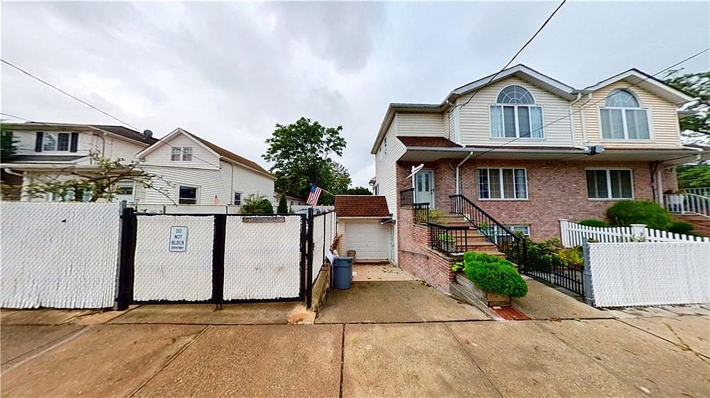 1215 Mason Ave, Staten Island, NY 10306 Zillow