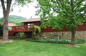 5th image of 703 Brookfield Dr