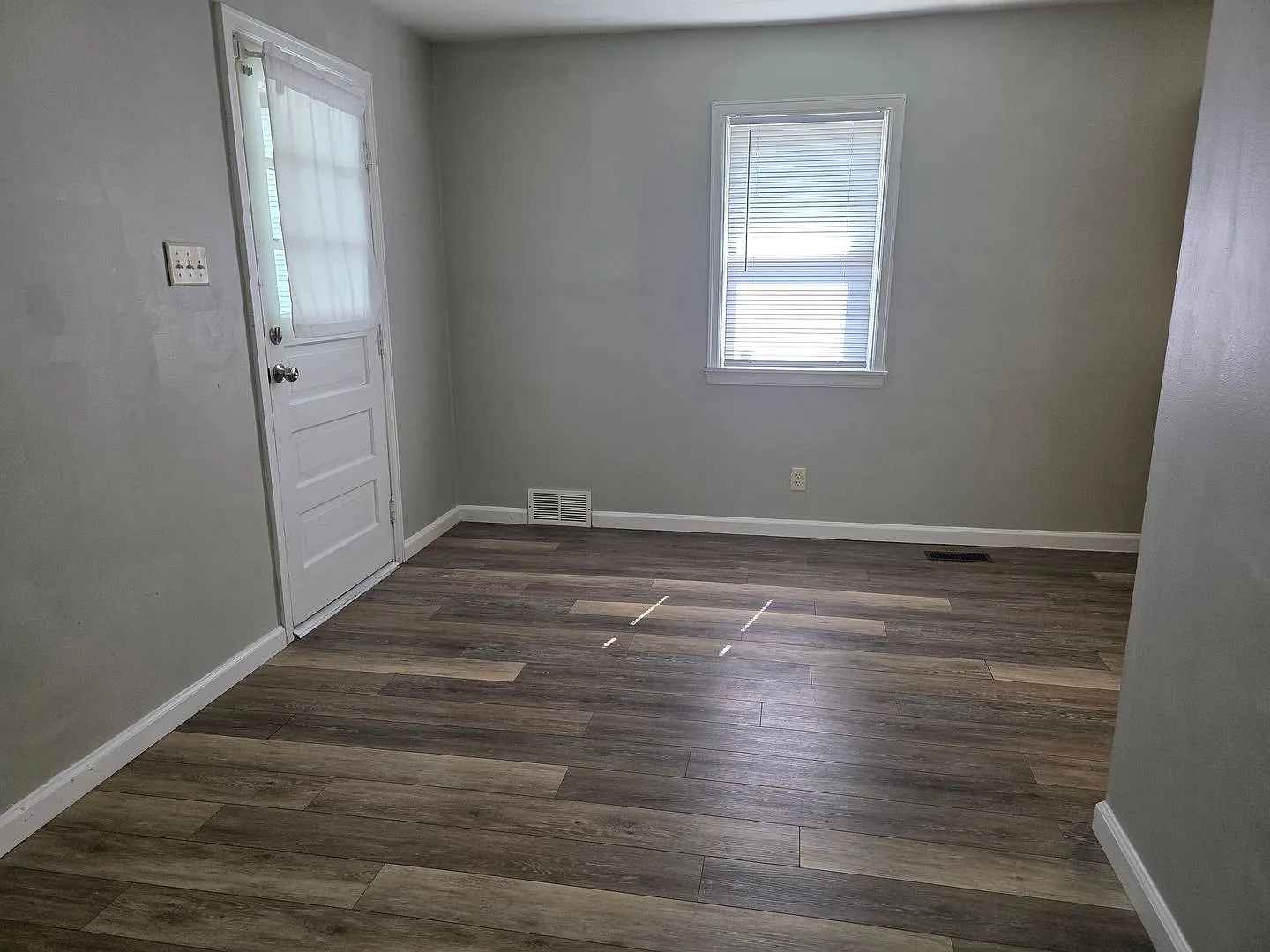 Updated 2-Bedroom, 1-Bathroom Home with Garage $1,200/Month — Photo 3
