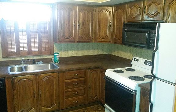 3rd image of 203 W Eberwine Ave