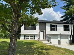 22 Timberline Ct, Cleves, OH 45002