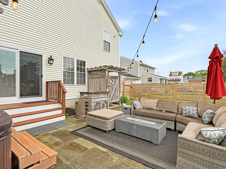 80 3rd Ave — Photo 41