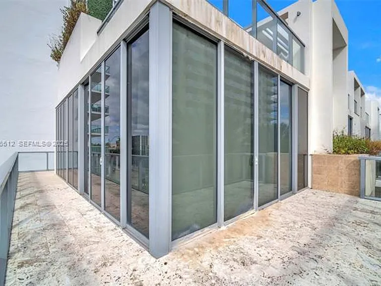 9501 Collins Ave #Townhouse 1 — Photo 39