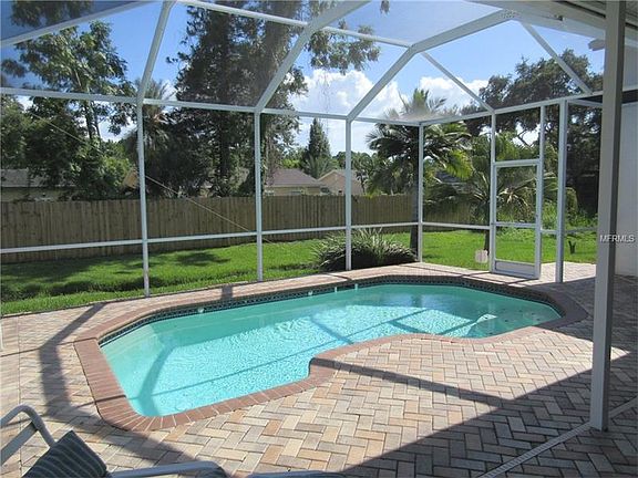 3rd image of 1227 Willowick Cir