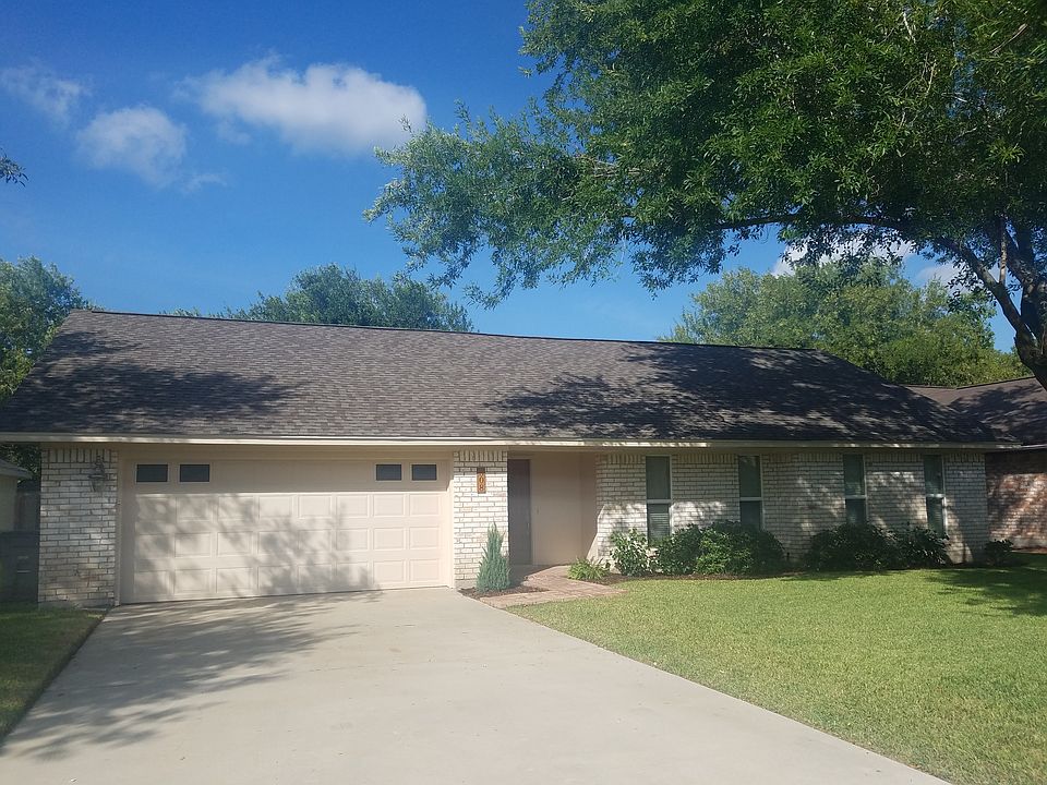 1st image of 308 Beechwood Dr