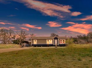 226 Outland Dr, Harper, TX 78631