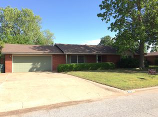106 Sunset Ln, Fairview, OK 73737