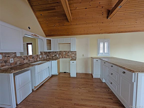 5th image of 24 Birch Ridge Road