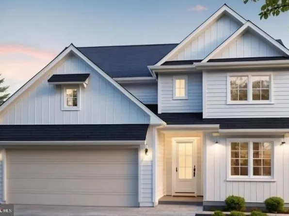 1990 Arborview Dr, Mechanicsburg, PA 17055