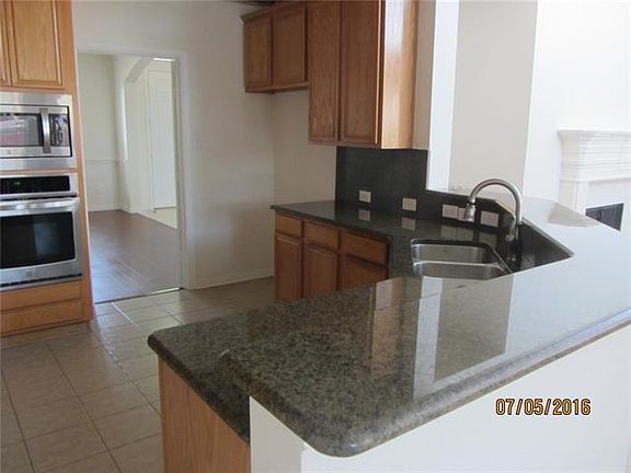 3rd image of 3508 Aqua Springs Dr