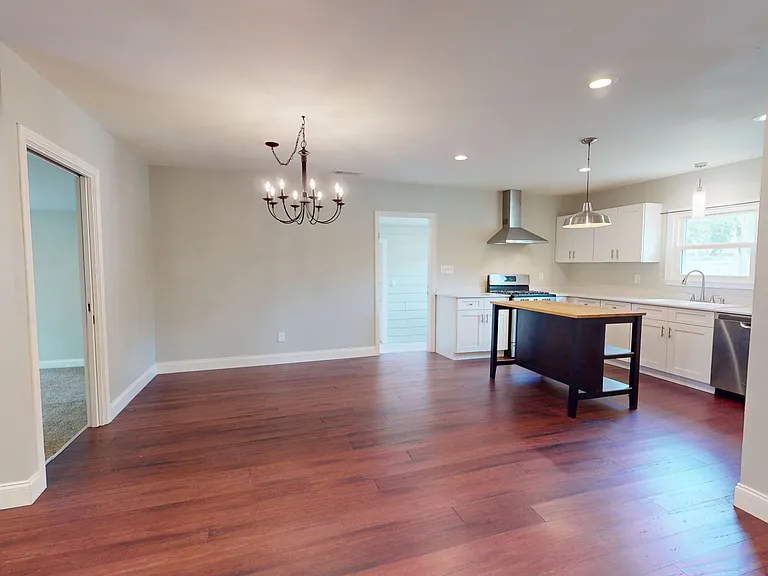 Dining Room & Kitchen