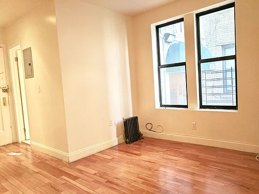 Rented by Platinum Properties | media 43