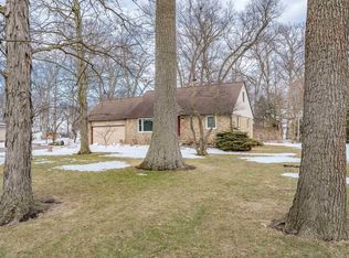 11704 Hand Rd, Fort Wayne, IN 46818