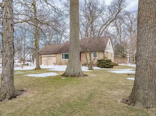 11704 Hand Rd, Fort Wayne, IN 46818