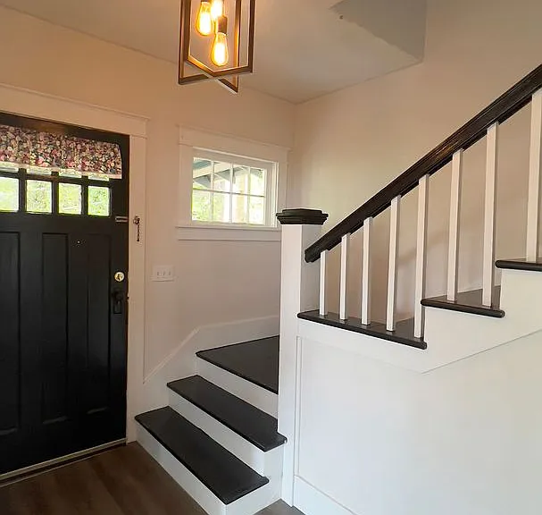 334 Grand Ave — Photo 5