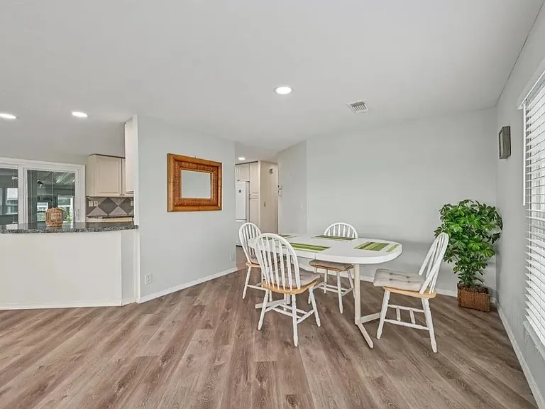 106 Lazy River Rd — Photo 13