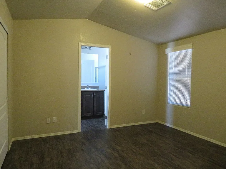 6960 W Peoria Ave #20 — Photo 9