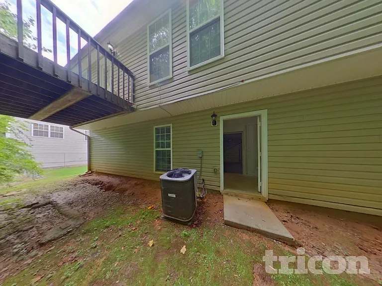5741 Amerson Ln — Photo 21