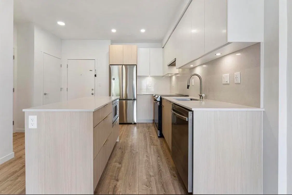 1 bed, 550 sqft, $1,700 — Photo 4