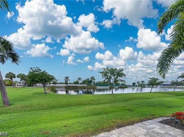 930 High Tide Ln, Fort Myers Beach, FL 33931