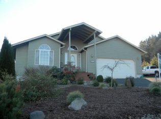 801 S 2nd St, Creswell, OR 97426