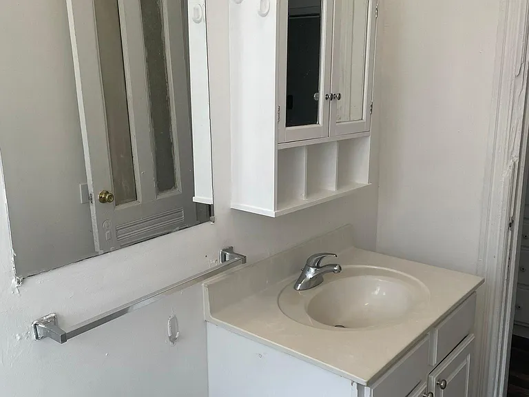 400 N 41st St #1R — Photo 8