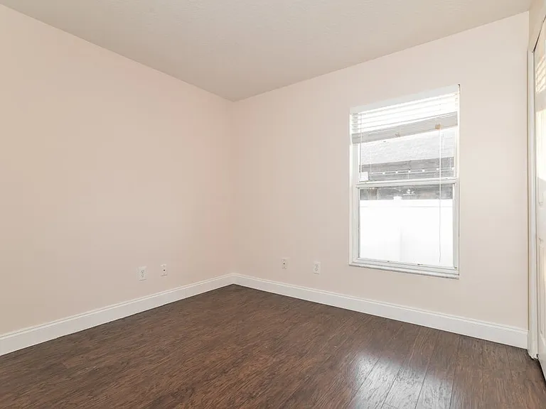 2708 Eagle Creek Ct — Photo 13