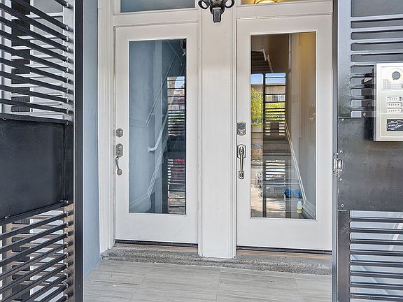 5th image of 3354-3358 Cesar Chavez St