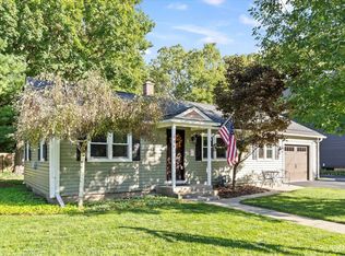 114 S Lincoln St, Batavia, IL 60510