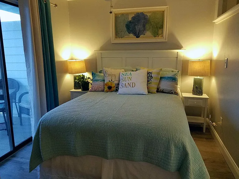 New lamps, and tables, bedding, pillows, curtains and more!