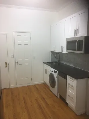 Rented by Skyline Realty LLC II | media 3