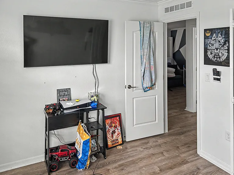 2239 Canyon Breeze Ave — Photo 28