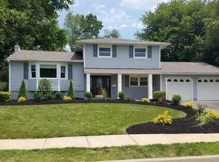 13 Diana Ct, East Brunswick, NJ 08816