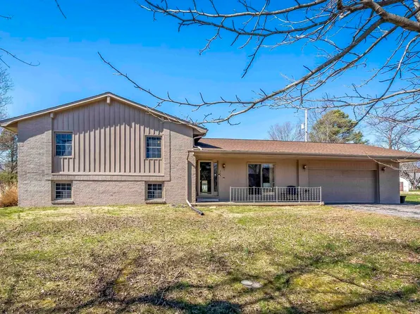 204 Lingale Ave, Marion, IL 62959