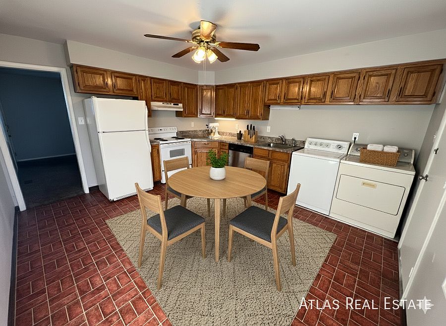 1st image of 2505 Wood Ave APT B