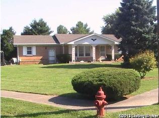 457 Crocus Dr, Radcliff, KY 40160